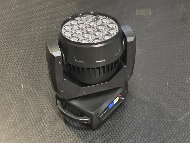 LED Moving Head Wash 200W RGBW