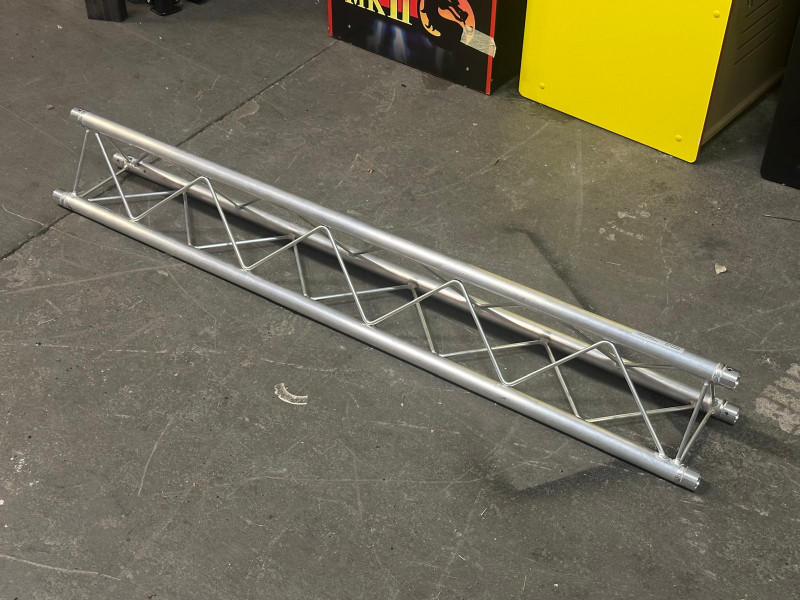 Truss D23